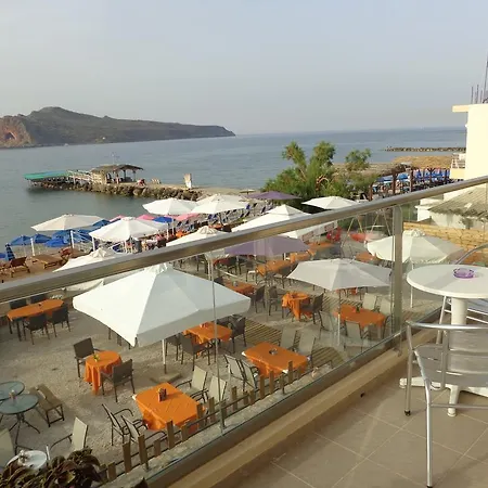 Litinakis Sea View & Litinakis Garden View 700 Meters Away *
