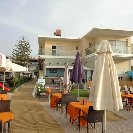 Apartament Litinakis Sea View & Litinakis Garden View 700 Meters Away Agia Marina