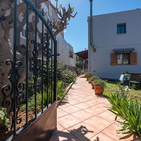Apartament Litinakis Sea View & Litinakis Garden View 700 Meters Away Agia Marina