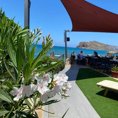 Apartament Litinakis Sea View & Litinakis Garden View 700 Meters Away *