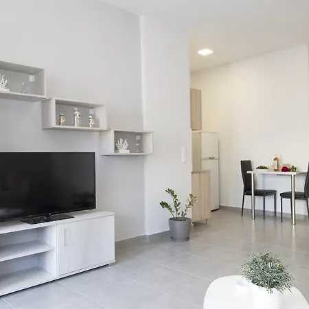 Litinakis Sea View & Litinakis Garden View 700 Meters Away Apartament