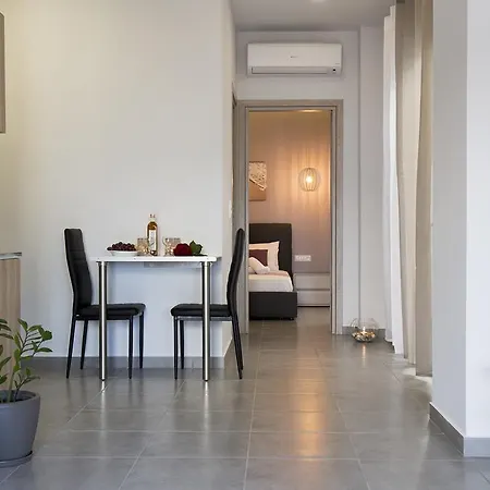 Apartament Litinakis Sea View & Litinakis Garden View 700 Meters Away *